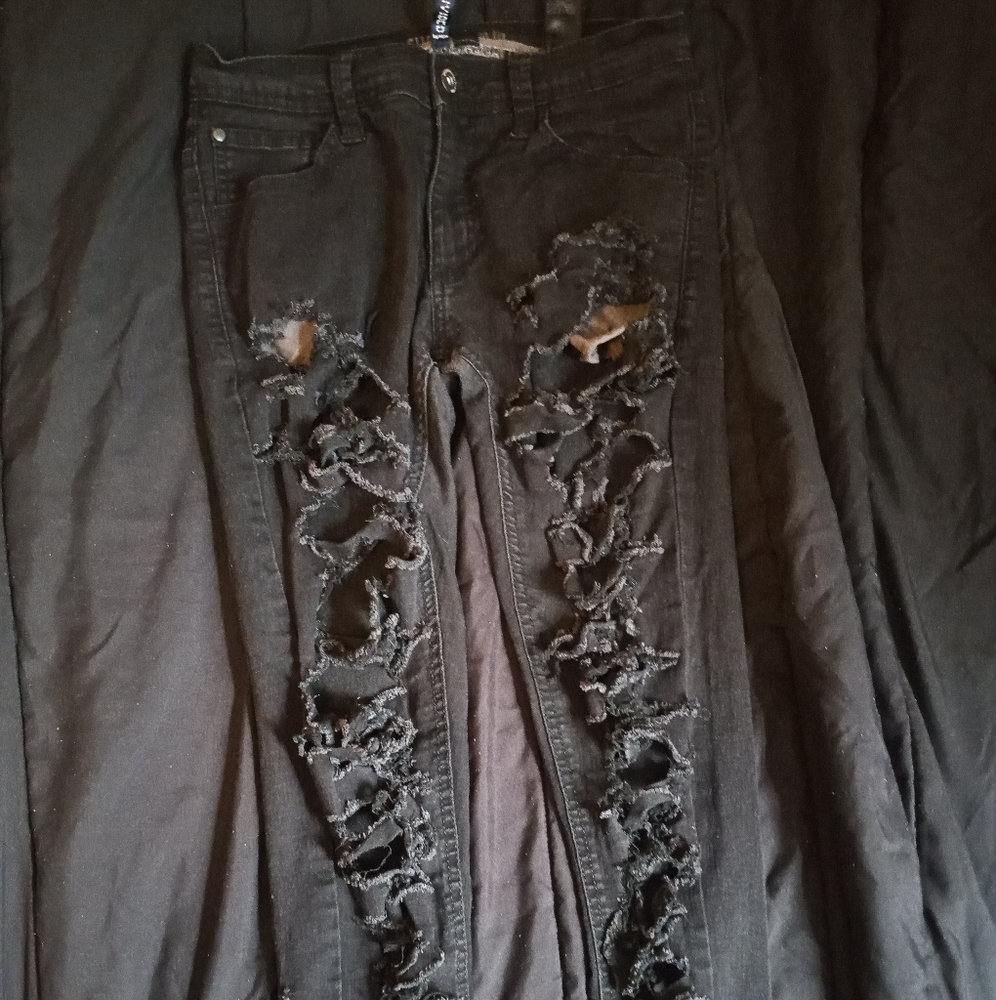 Cut up black X's jeans size 32 from h&m never wore